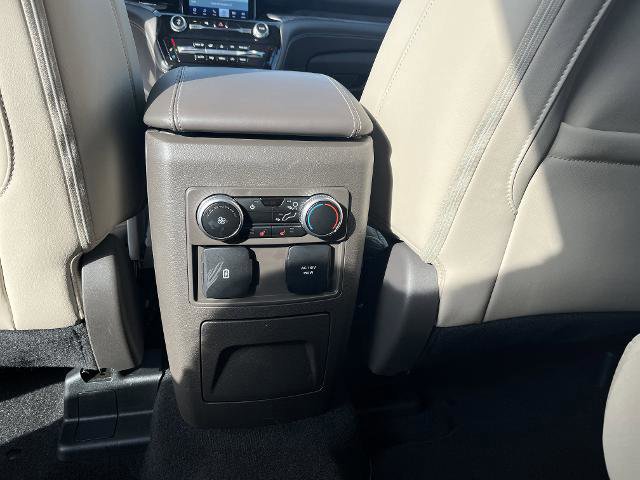 Certified 2024 Ford Explorer Platinum w/ Technology Package image 11