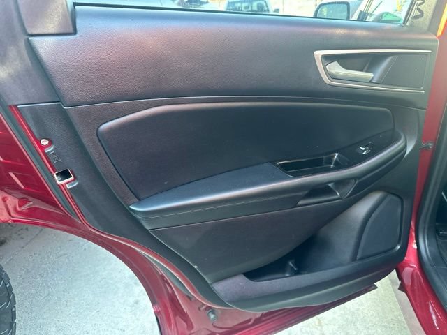 Certified 2017 Ford Edge SEL w/ Equipment Group 201A AWD/4WD image 9