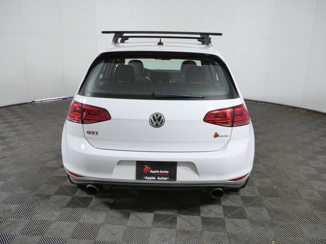 Used 2017 Volkswagen GTI SE FWD image 8