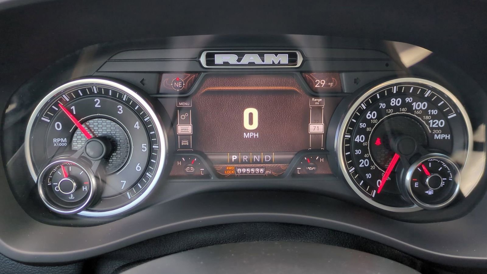 Used 2022 RAM 2500 Laramie w/ Night Edition image 42