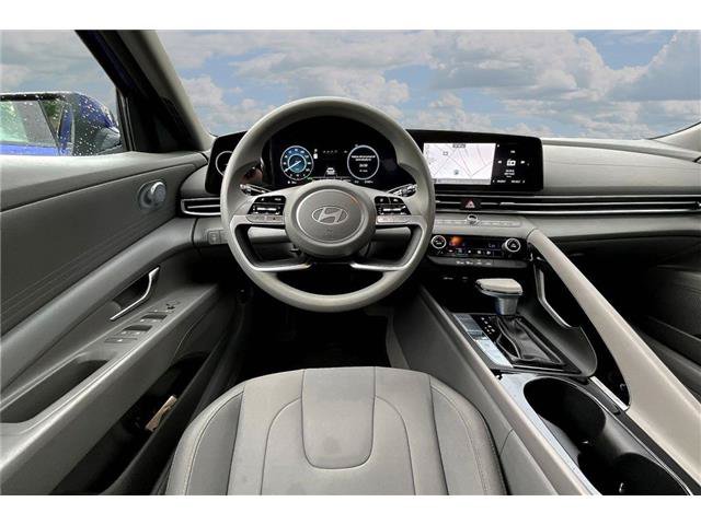 Used 2024 Hyundai Elantra Blue FWD image 10