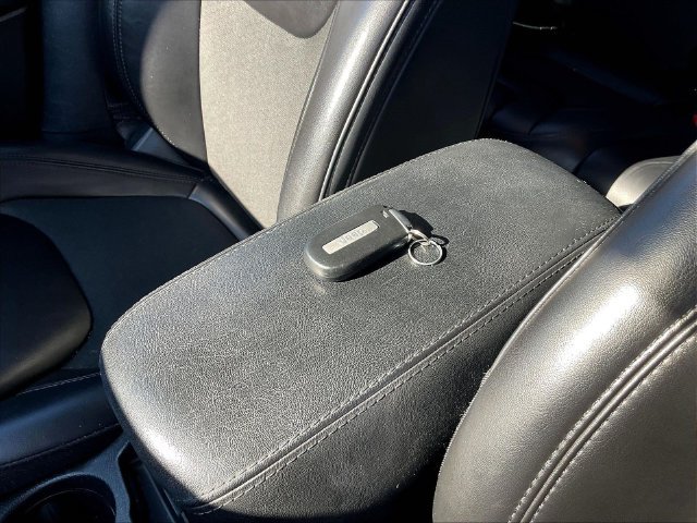 Used 2020 Jeep Cherokee Latitude Plus AWD/4WD image 33