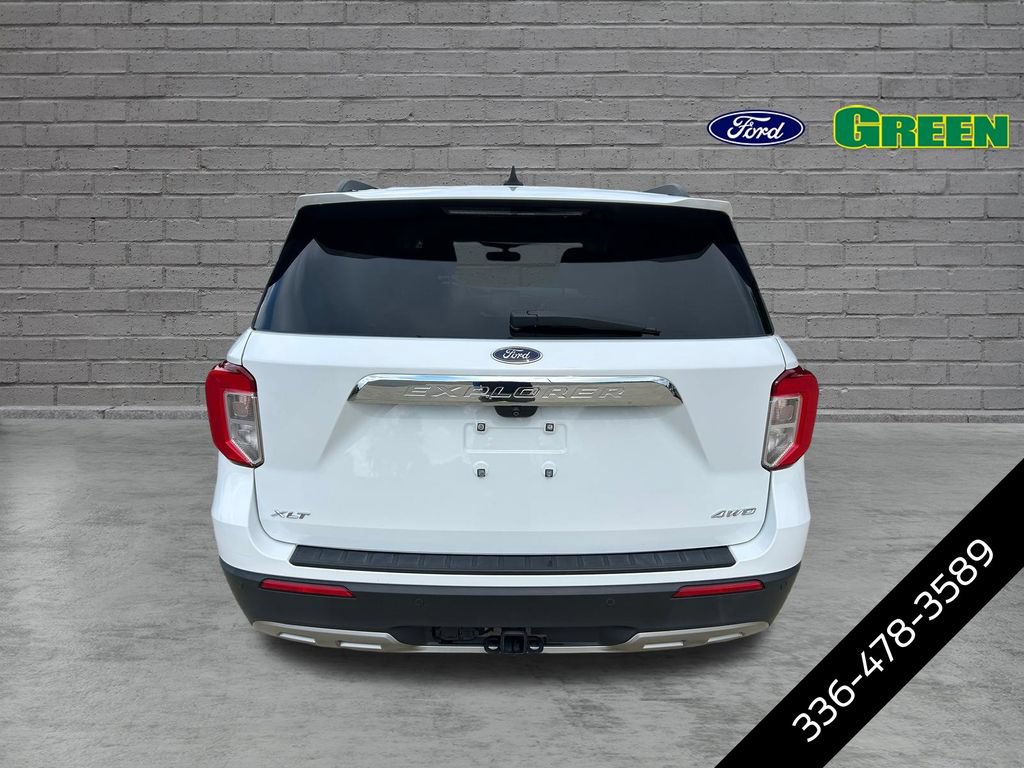 Certified 2023 Ford Explorer XLT w/ Equipment Group 202A AWD/4WD image 5