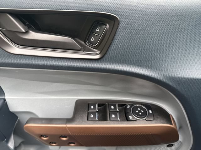 Certified 2023 Ford Maverick Lariat w/ Lariat Luxury Package AWD/4WD image 13