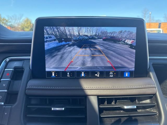 Used 2021 GMC Yukon SLT w/ SLT Premium Package image 18