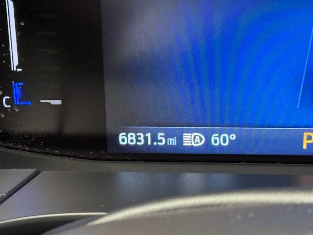 Certified 2025 Ford Escape Active w/ Cold Weather Package image 17