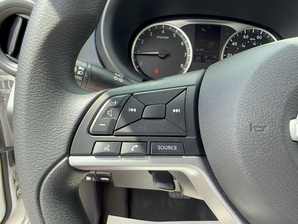 Used 2022 Nissan Kicks S FWD image 23