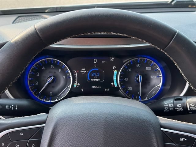 Used 2023 Chrysler Pacifica Touring-L FWD image 32