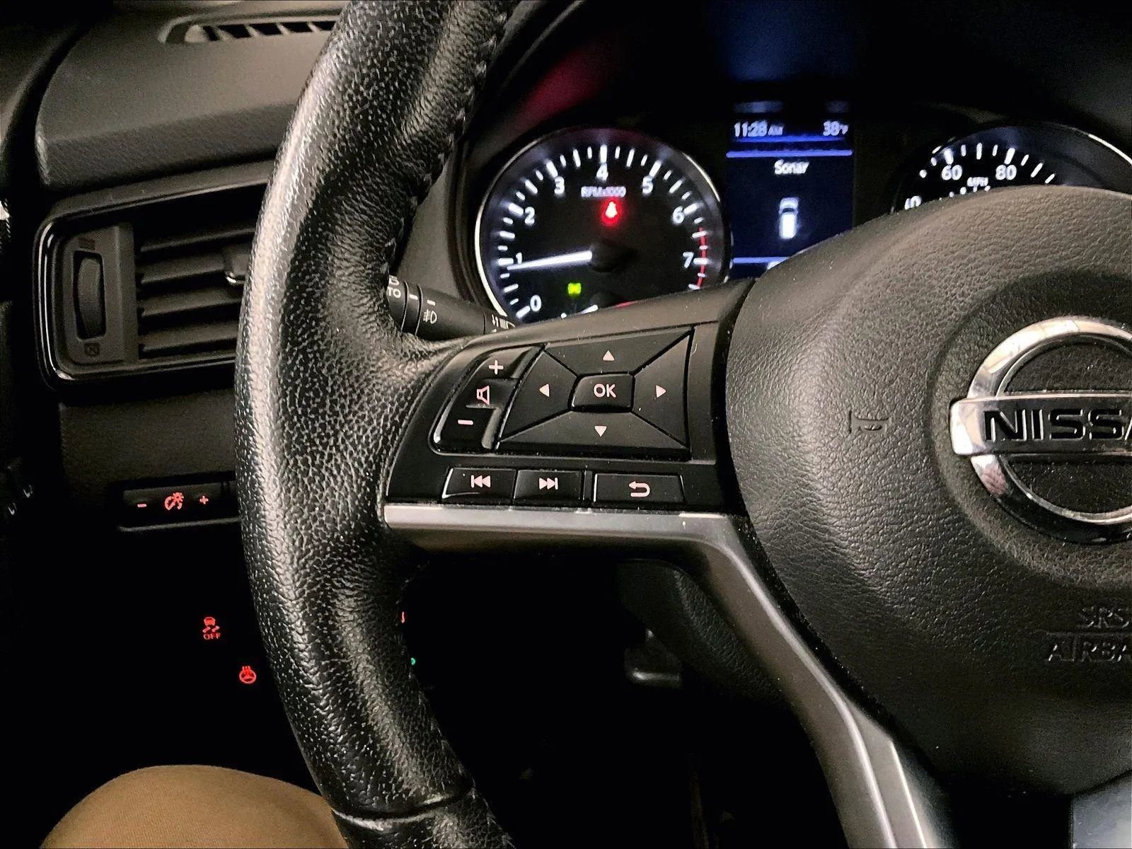 Used 2019 Nissan Rogue SL w/ Premium Package AWD/4WD image 17