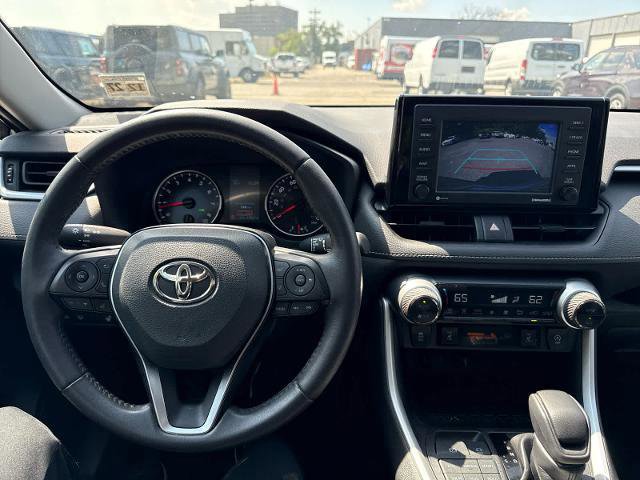 Used 2022 Toyota RAV4 XLE image 14