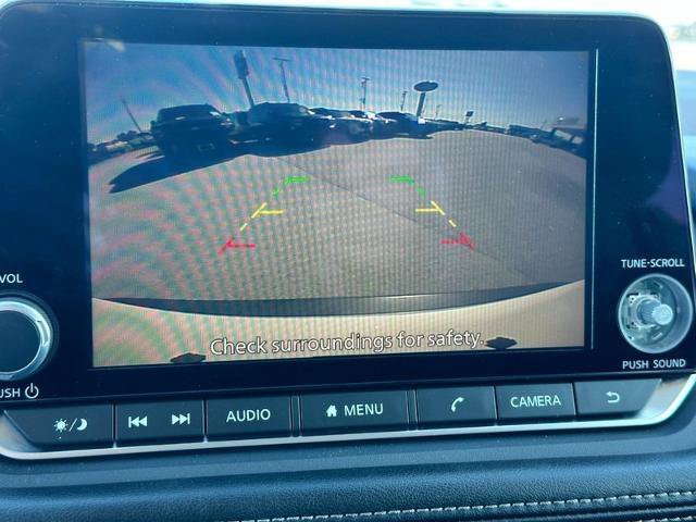 Used 2023 Nissan Rogue SV FWD image 21