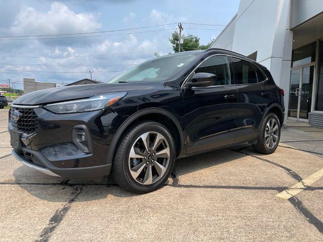 Certified 2024 Ford Escape Platinum AWD/4WD image 3