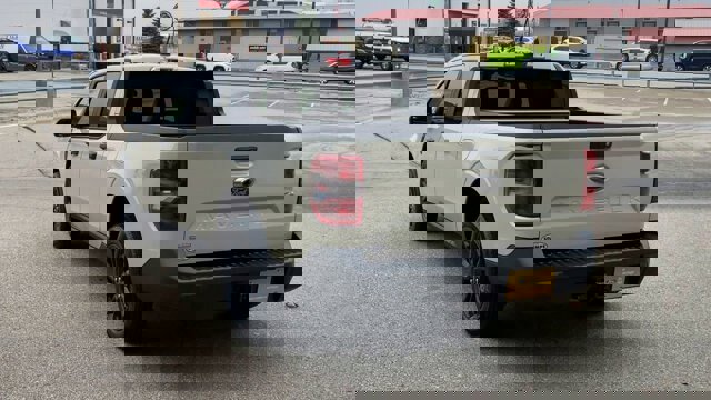 Certified 2024 Ford Maverick XLT w/ XLT Luxury Package FWD image 8