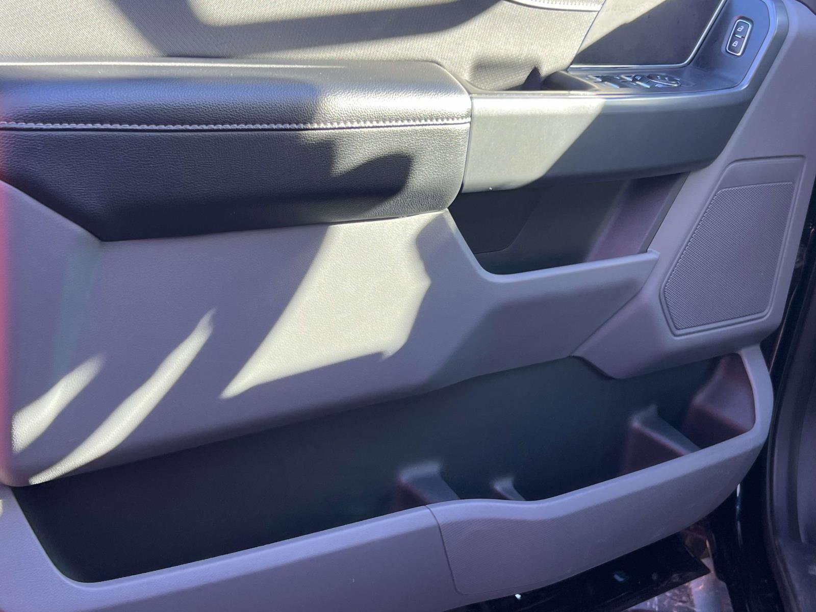 Certified 2024 Ford F150 XLT w/ Mobile Office Package image 31