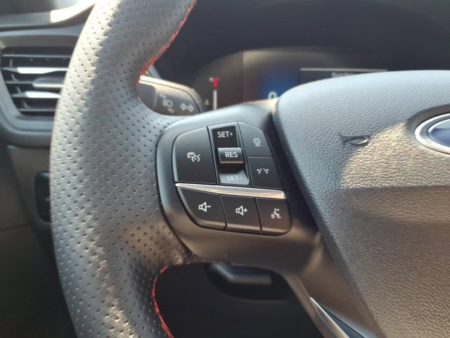 Certified 2024 Ford Escape ST-Line w/ Tech Pack #1 AWD/4WD image 14