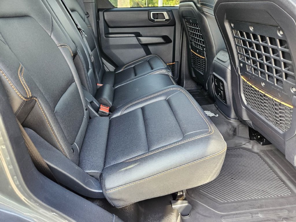 Certified 2024 Ford Bronco Badlands AWD/4WD image 16