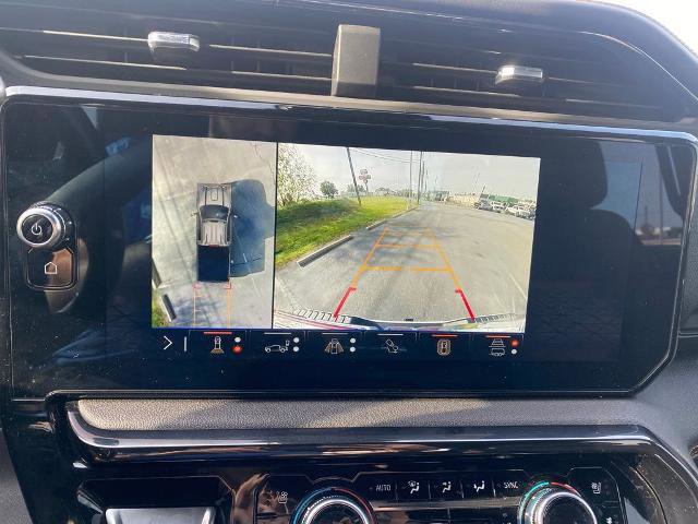 Used 2024 GMC Sierra 2500 AT4 w/ AT4 Premium Plus Package AWD/4WD image 21