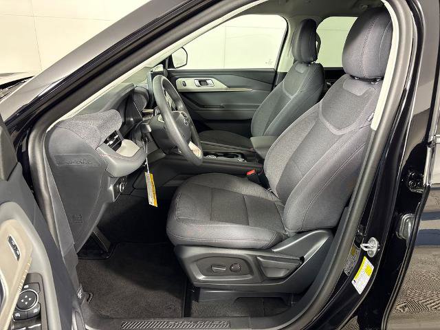 Certified 2026 Ford Explorer Active RWD image 25
