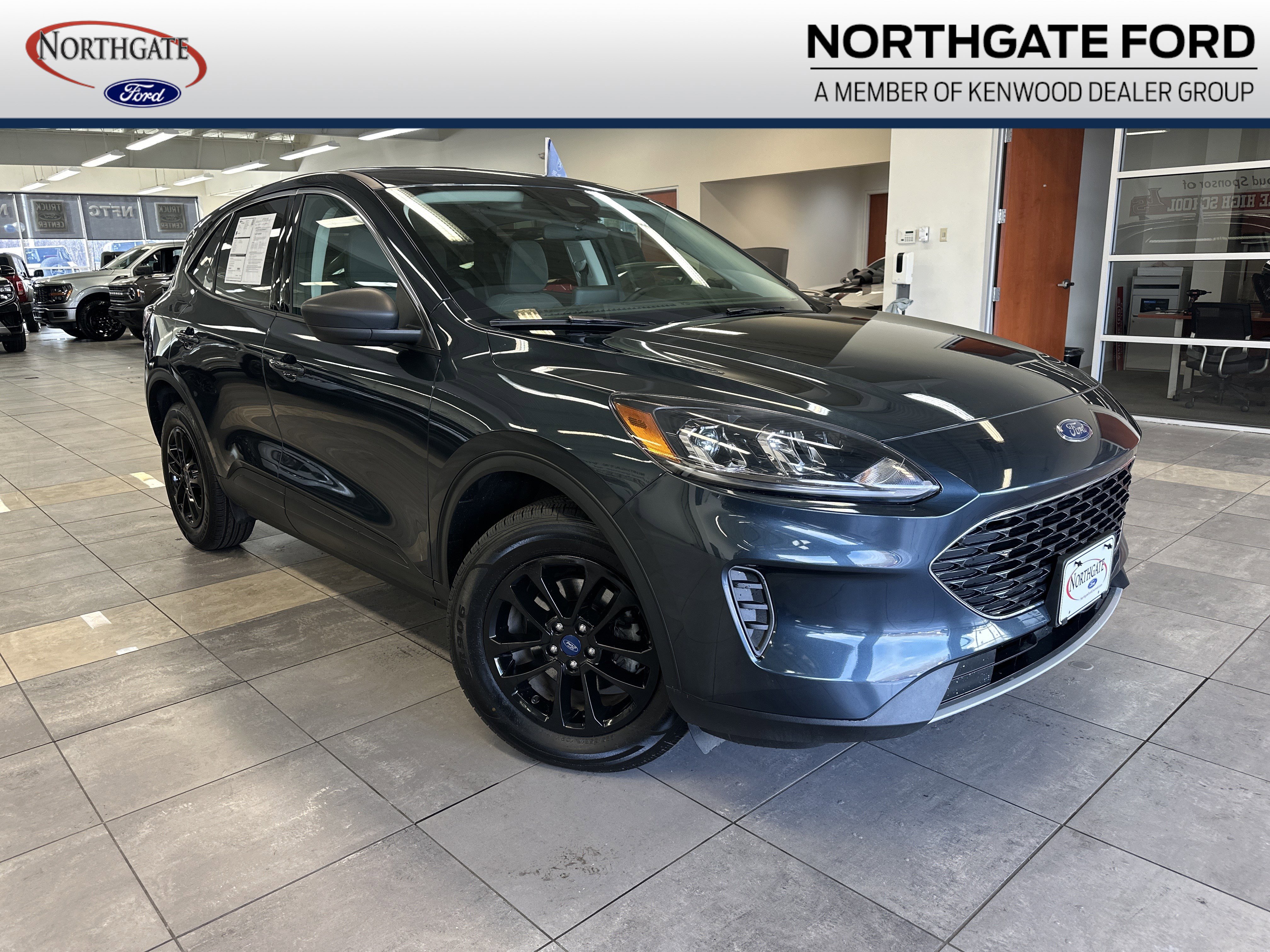 Certified 2022 Ford Escape SE w/ Cold Weather Package