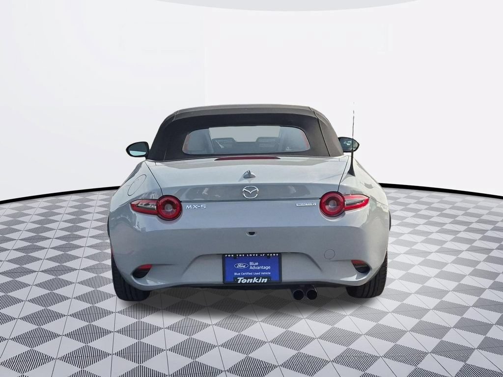 Used 2024 MAZDA MX-5 Miata Grand Touring w/ Weather Package RWD image 4