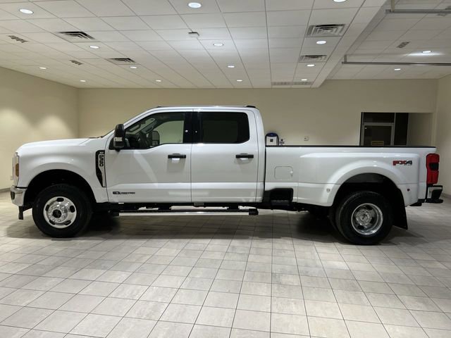 Certified 2025 Ford F350 XLT w/ 360-Degree Camera Package AWD/4WD image 2