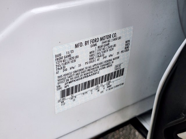 Certified 2024 Ford Edge SE w/ Black Appearance Package AWD/4WD image 34