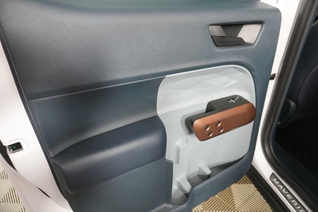 Certified 2024 Ford Maverick Lariat image 25
