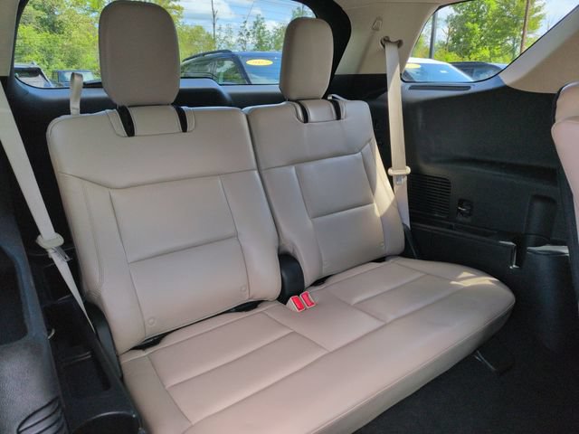 Certified 2021 Ford Explorer XLT w/ Equipment Group 202A AWD/4WD image 18