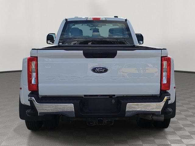 Certified 2024 Ford F350 XL w/ Snow Plow Prep Package AWD/4WD image 5