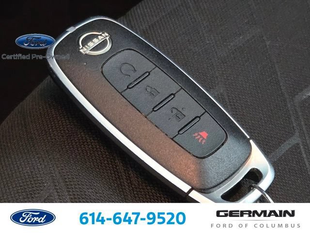Used 2023 Nissan Kicks SR w/ Interior Electronics Package FWD image 37