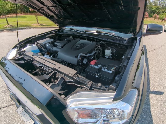 Used 2023 Toyota Tacoma SR5 w/ Technology Package AWD/4WD image 27