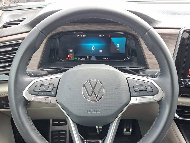 Used 2024 Volkswagen Atlas SEL Premium R-Line AWD/4WD image 23