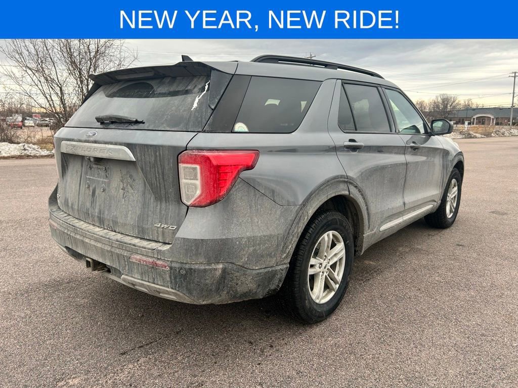 Certified 2021 Ford Explorer XLT w/ Equipment Group 202A image 6