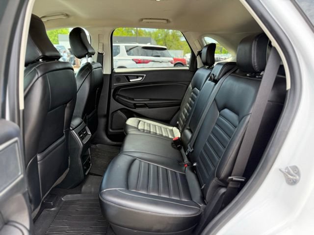 Certified 2024 Ford Edge SEL w/ Convenience Package AWD/4WD image 16