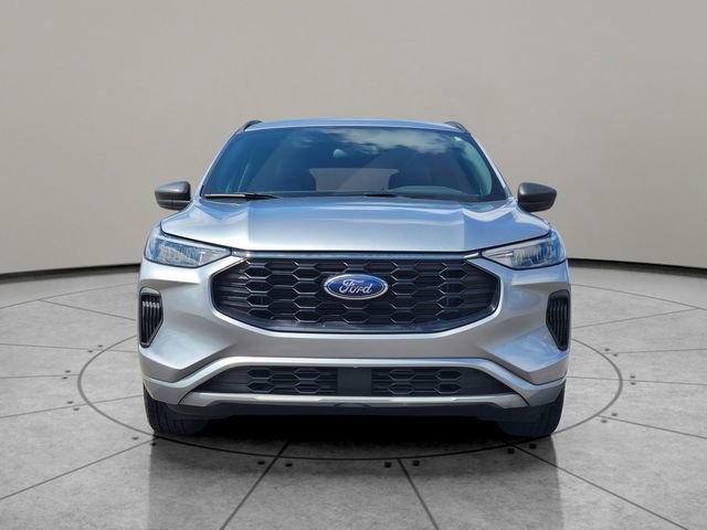 Certified 2023 Ford Escape ST-Line w/ Tech Pack #1 image 9