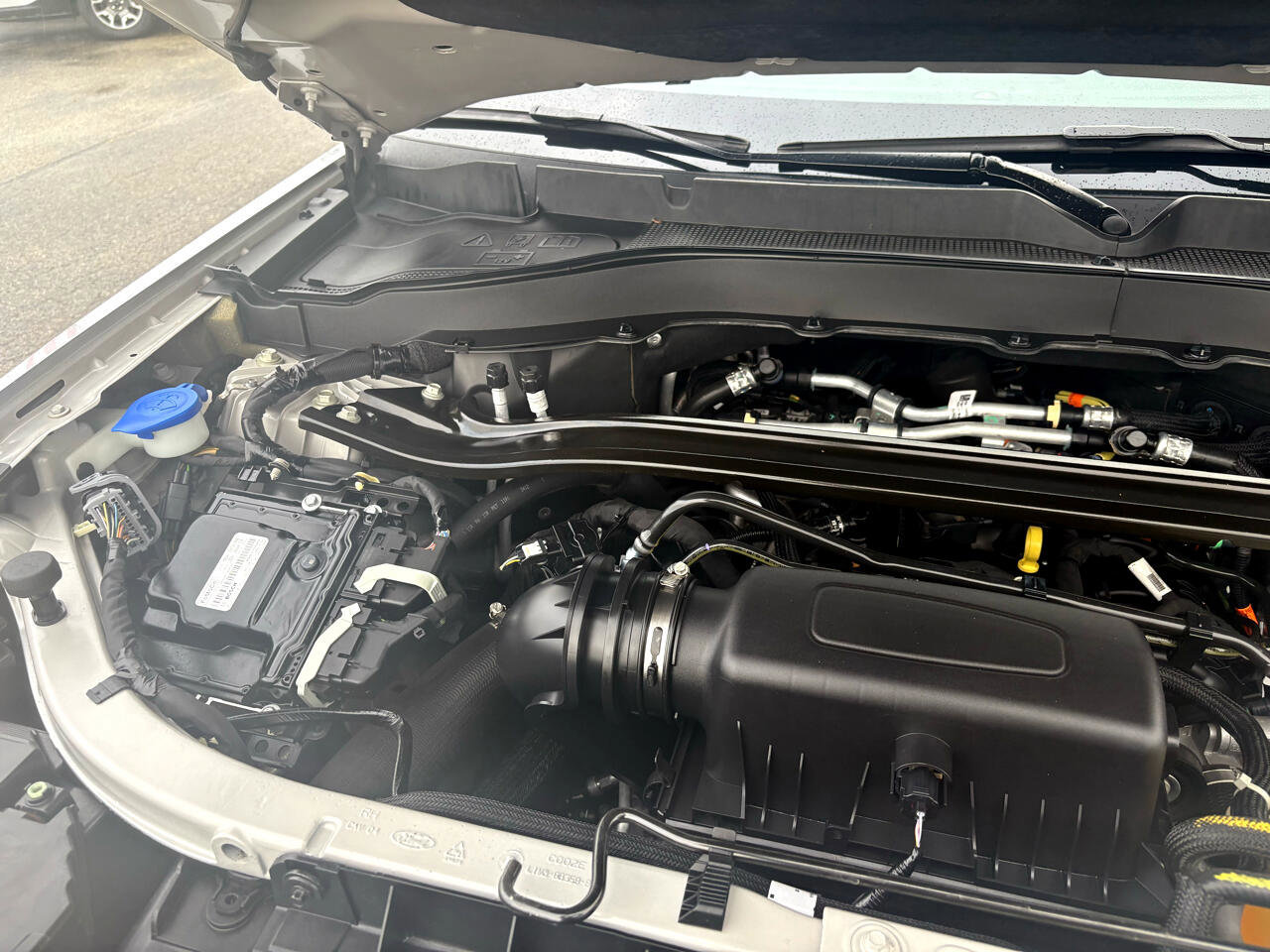 Certified 2023 Ford Explorer ST-Line w/ Class IV Trailer Tow Package image 60