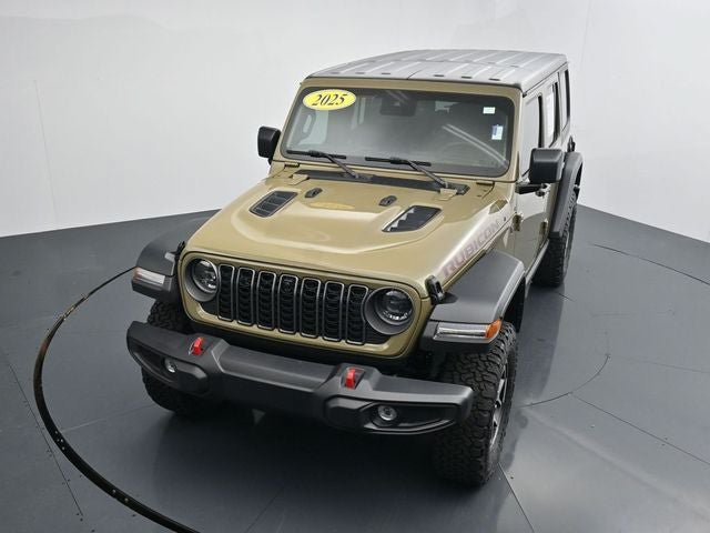Used 2025 Jeep Wrangler Unlimited Rubicon w/ Safety Group AWD/4WD image 21