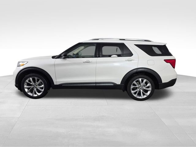 Certified 2023 Ford Explorer Platinum w/ Technology Package AWD/4WD image 4