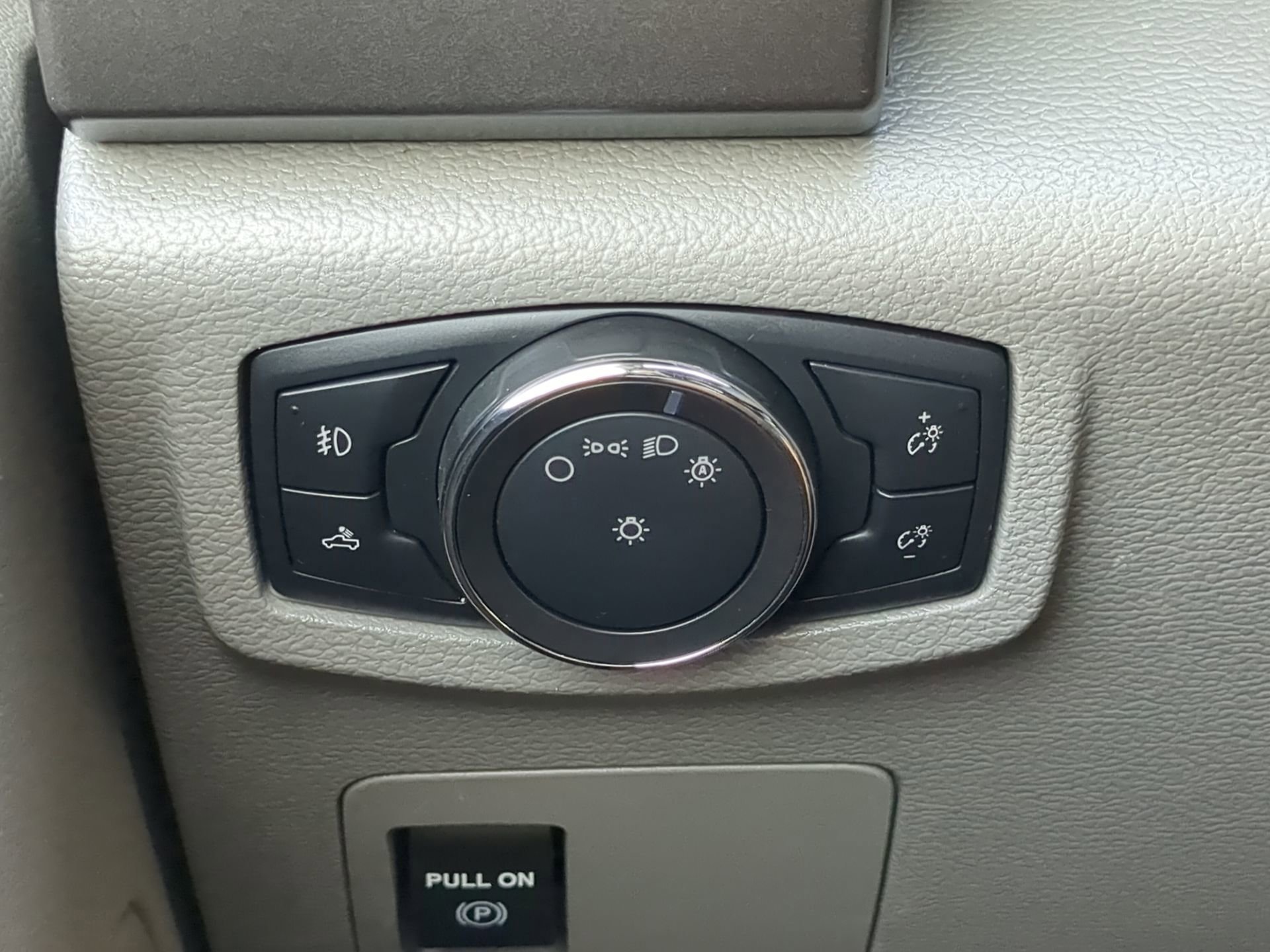 Certified 2018 Ford F150 XLT RWD image 62