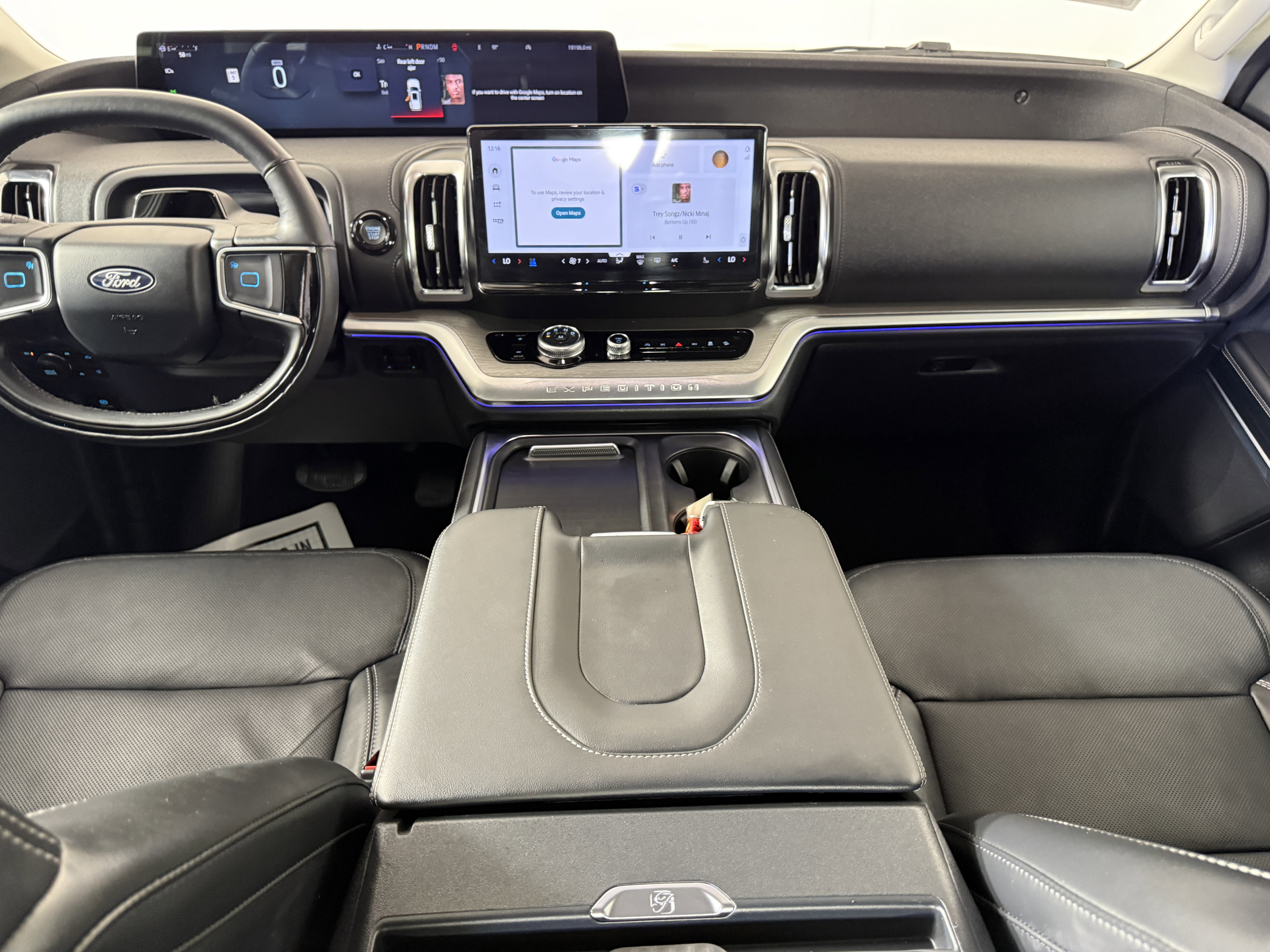 Certified 2025 Ford Expedition Platinum AWD/4WD image 10