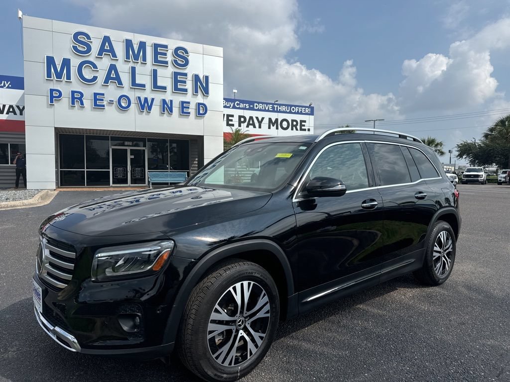 Used 2024 Mercedes-Benz GLB 250 4MATIC image 1