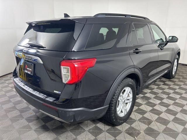 Certified 2020 Ford Explorer XLT w/ Equipment Group 202A AWD/4WD image 6