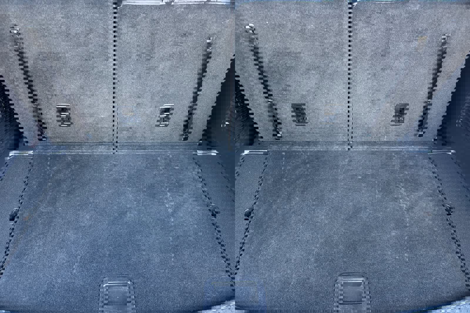 Certified 2025 Ford Explorer ST-Line w/ ST-Line Street Pack image 16