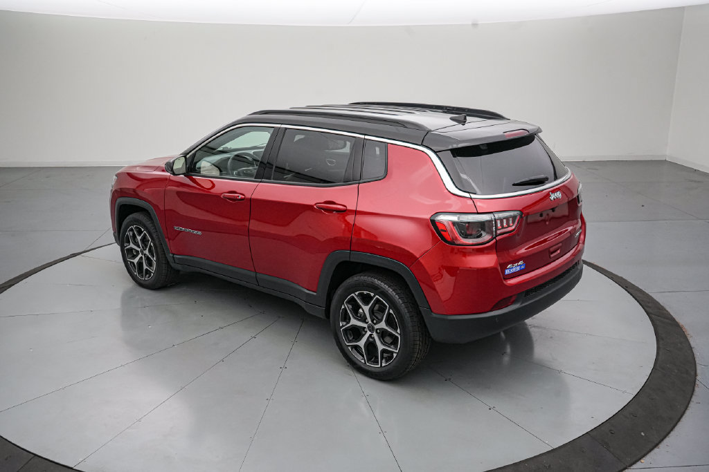 Used 2025 Jeep Compass Limited AWD/4WD image 6