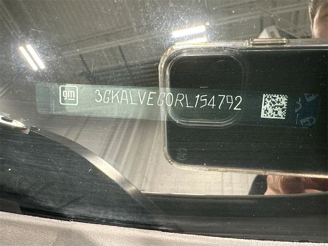 Used 2024 GMC Terrain SLT image 23