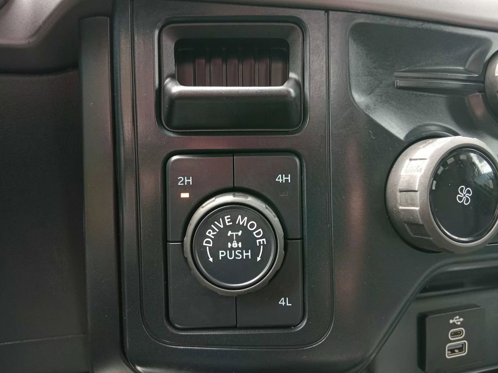 Certified 2025 Ford F150 XL image 19