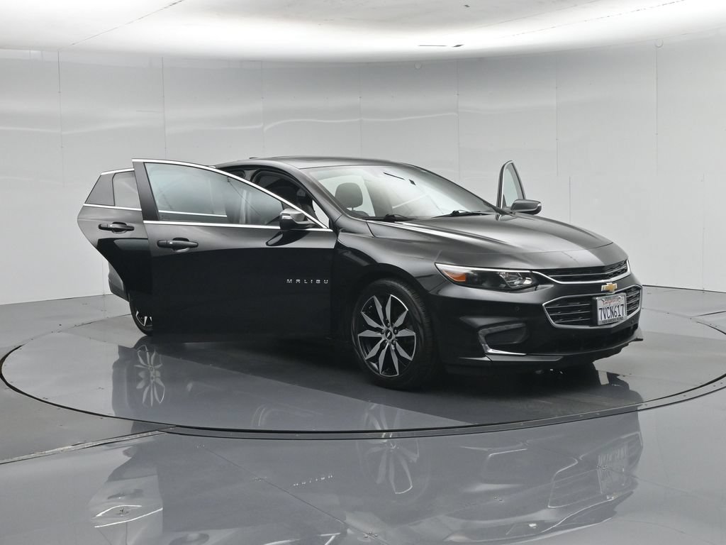Used 2017 Chevrolet Malibu LT w/ Leather Package FWD image 37
