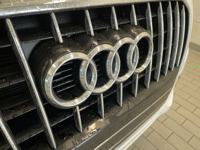 Used 2017 Audi Q5 2.0T Premium image 18