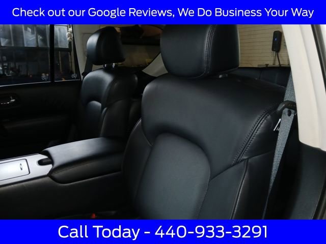 Used 2024 Nissan Armada SL w/ Captain's Chairs Package image 34