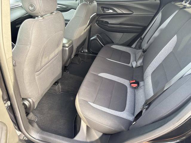 Used 2025 Chevrolet TrailBlazer LT AWD/4WD image 14